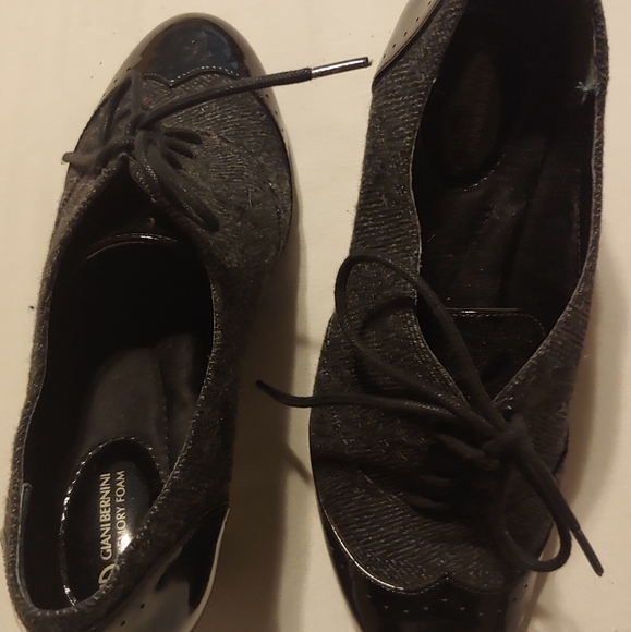 Giani Bernini Shoes - Giani Bernini Memory Foam Tweed Pumps size 6